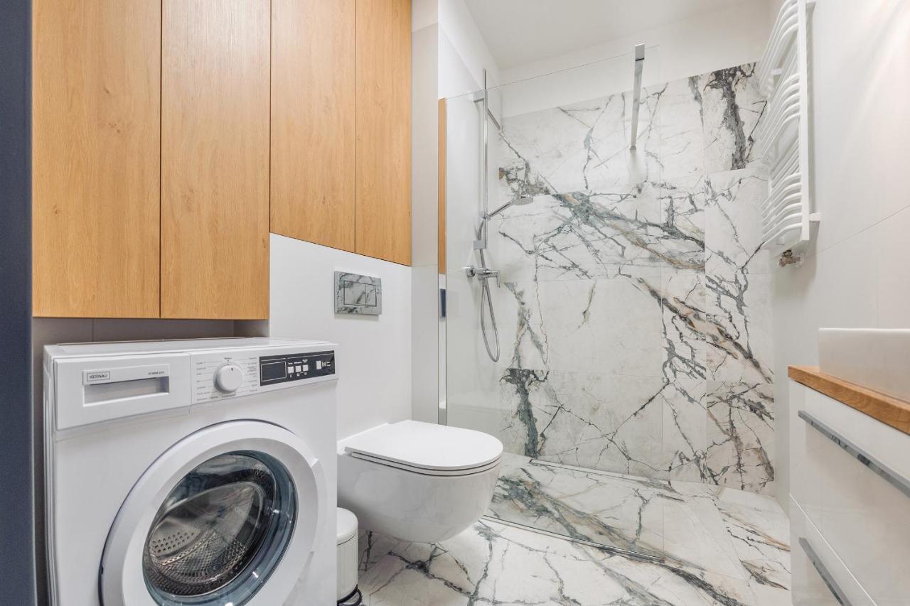 Plac Unii - Premium Apartments グディニャ エクステリア 写真